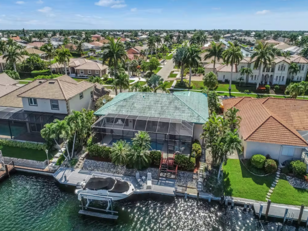 Marco Island Three Bedroom Home Pool & Dock